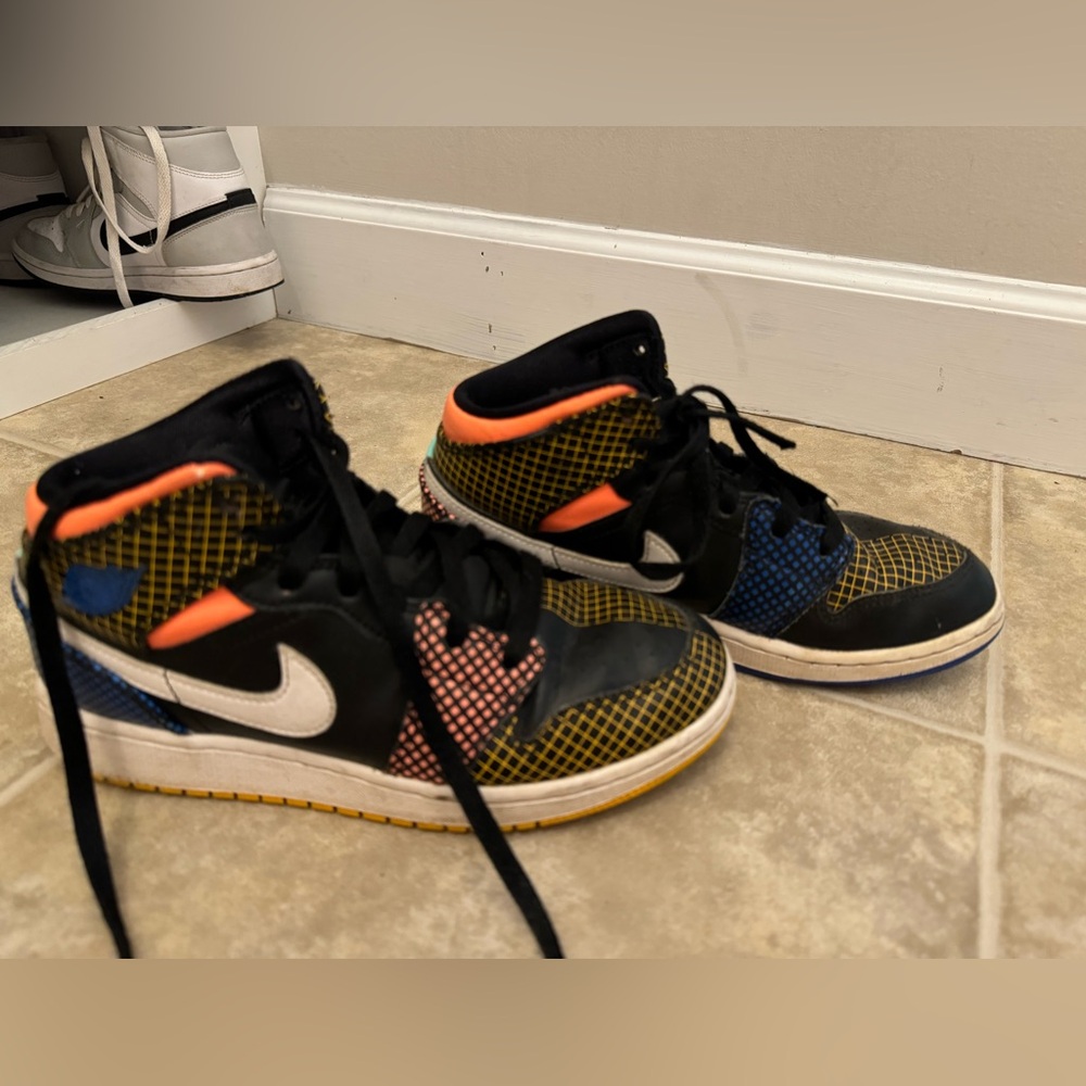 Nike Jordan’s 4.5y